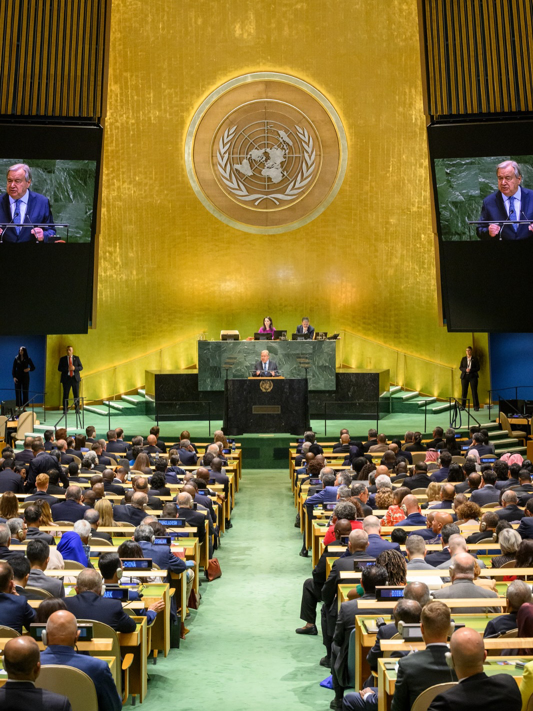 Global Fossil Fuel Plans Threaten Paris Climate Targets by 2030