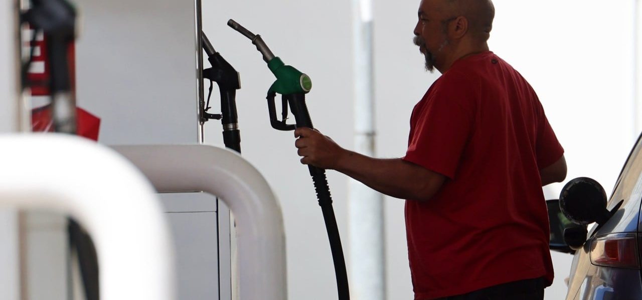 Strait of Hormuz Blockade: Global Economic Vulnerability Amid US-Iran Tensions