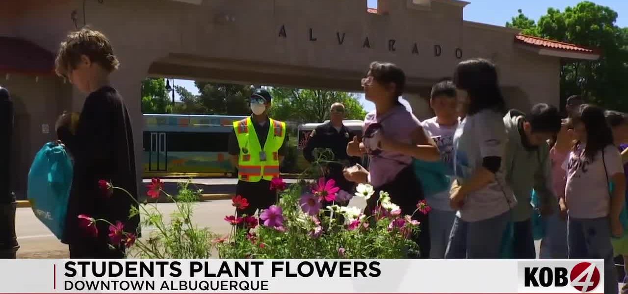 ABQ Ride & Students Celebrate Earth Day with Downtown Flower Planting, Promote Sustainable Transit