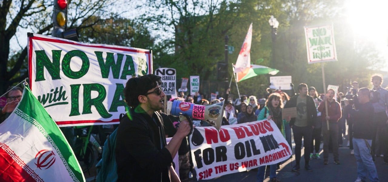 Asia’s Wary Outlook: US-Iran Ceasefire Brings Uncertainty to Markets and Energy Security