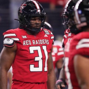 Jets Prioritize Immediate Pass Rush, Bypass Versatile Prospect in High-Stakes Draft