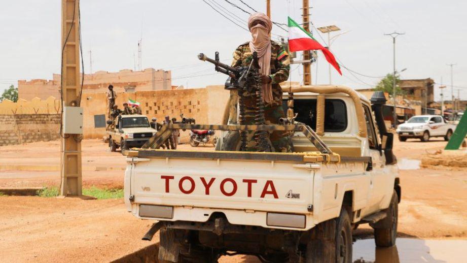 Kremlin-Aligned Contractors Retreat from Mali City as Sahel’s Insurgency Deepens