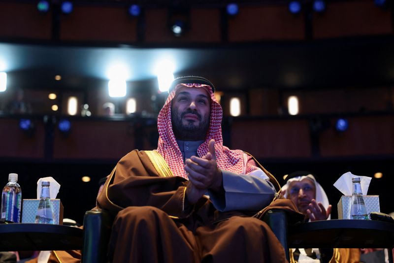 Xi Jinping Urges Saudi Crown Prince on Open Strait of Hormuz Amid Geopolitical Tensions