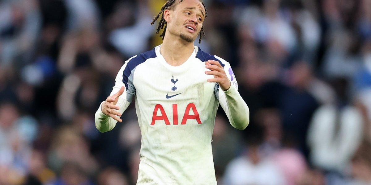 Intense Premier League Relegation Battle: Analyzing Tottenham, West Ham, Leeds, and Nottingham Forest’s Remaining Fixtures