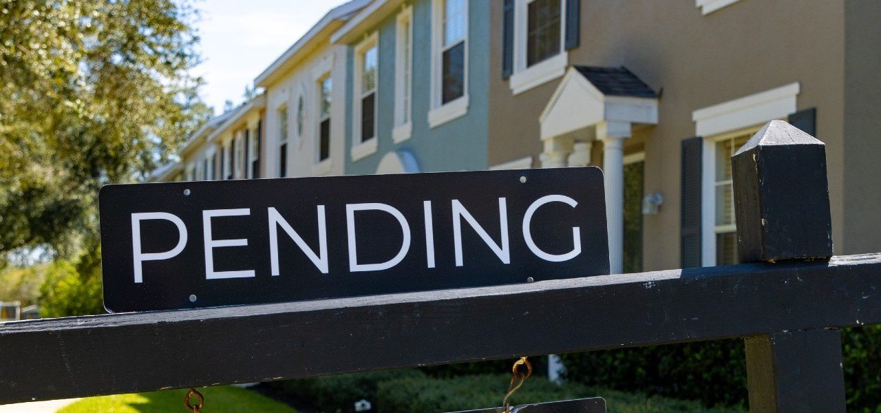 US Pending Home Sales Unexpectedly Surge in March Despite Rising Mortgage Rates and Energy Costs