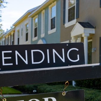 March Pending Home Sales Rise Amidst Surging Mortgage Costs and Fuel Prices