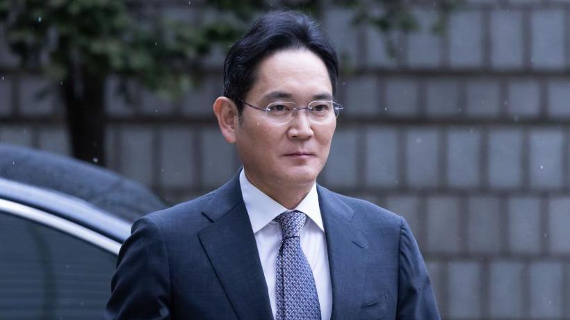 Shadows of Succession: Samsung’s Billion-Dollar Dynasty Grapples with a Jailed Scion and a Precarious Future