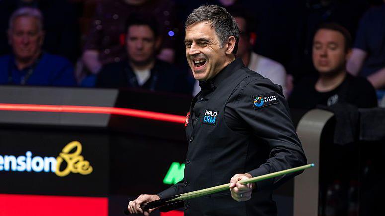 Ronnie O’Sullivan Dominates He Guoqiang at World Snooker Championship; Trump Stages Comeback, Pullen Impresses