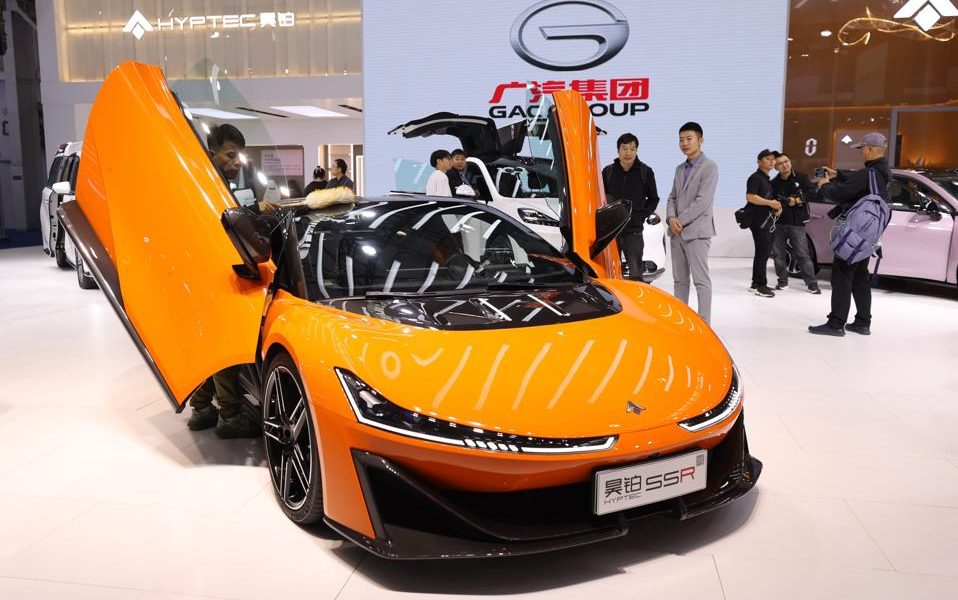 China’s Electric Vehicle Ambition: From Affordable Origins to Global Luxury Market Challenge