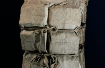 Titanic Survivor Laura Francatelli’s Life Jacket Auctions for Record 6,000