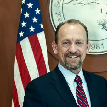 Rio Rancho Navigates New Chapter as Mayor Hull Hands Baton to Wymer