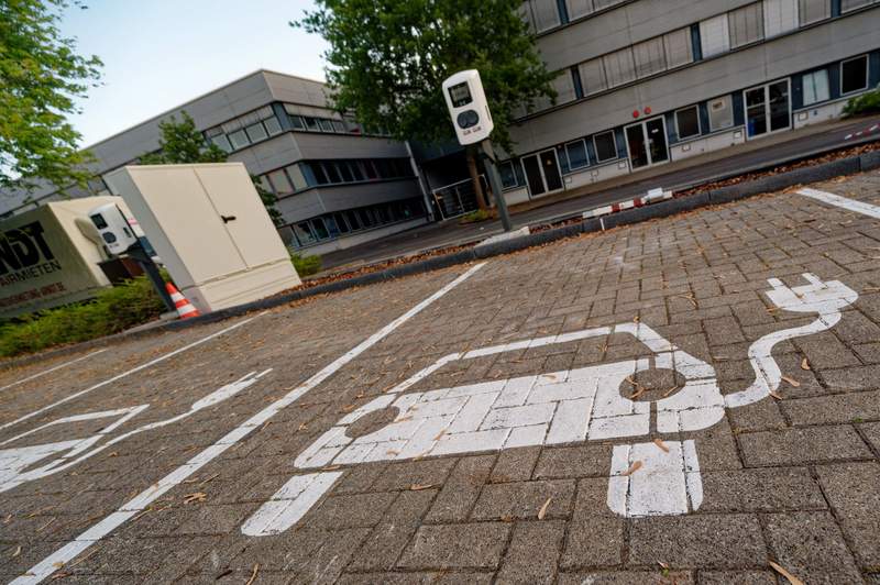 Electric Vehicles Shed Old Perceptions, Emerge as Unexpected Reliability Leaders