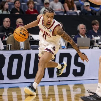 Portal’s Power Play: Mikey Lewis Jumps to Texas, Reshaping College Hoops Fortunes