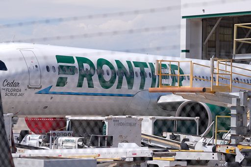 Denver Disaster: Fatal Runway Incursion Exposes Aviation’s Fragile Security Veil Amid NTSB Scrutiny