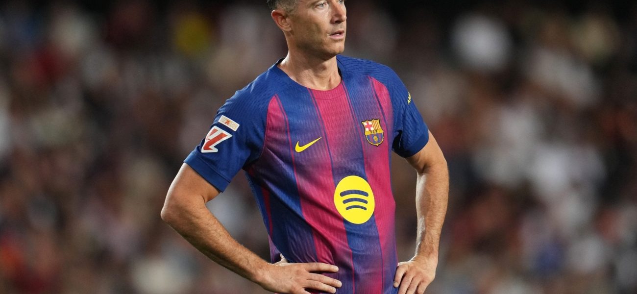 Fading Empire: Lewandowski’s Quiet Exit Signals Deeper Instability at Barcelona