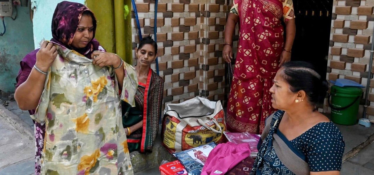India’s Merciless Summer: When a Scorching Sun Demands a Paycheck to Stay Home