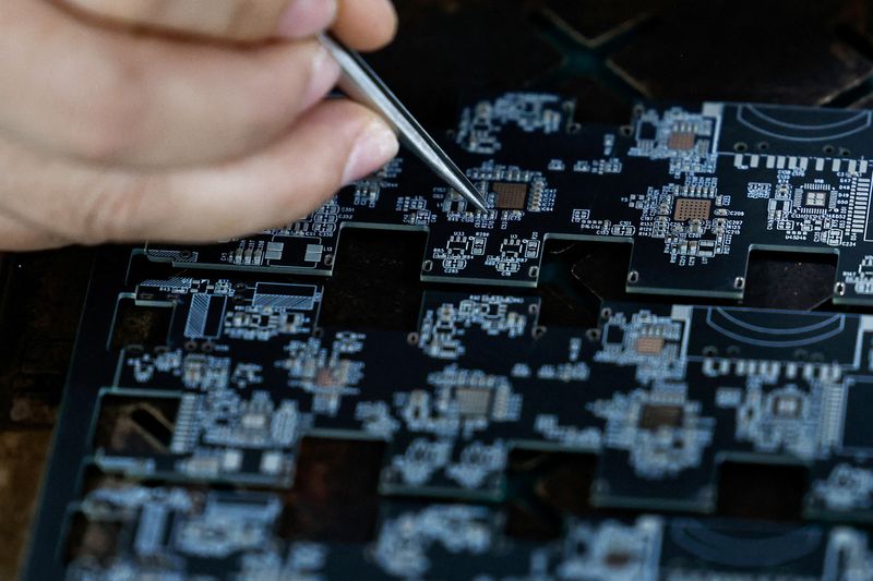 Silent Shortages: Iran Conflict Jolts Tech’s Microscopic Lifelines, Prices Swell