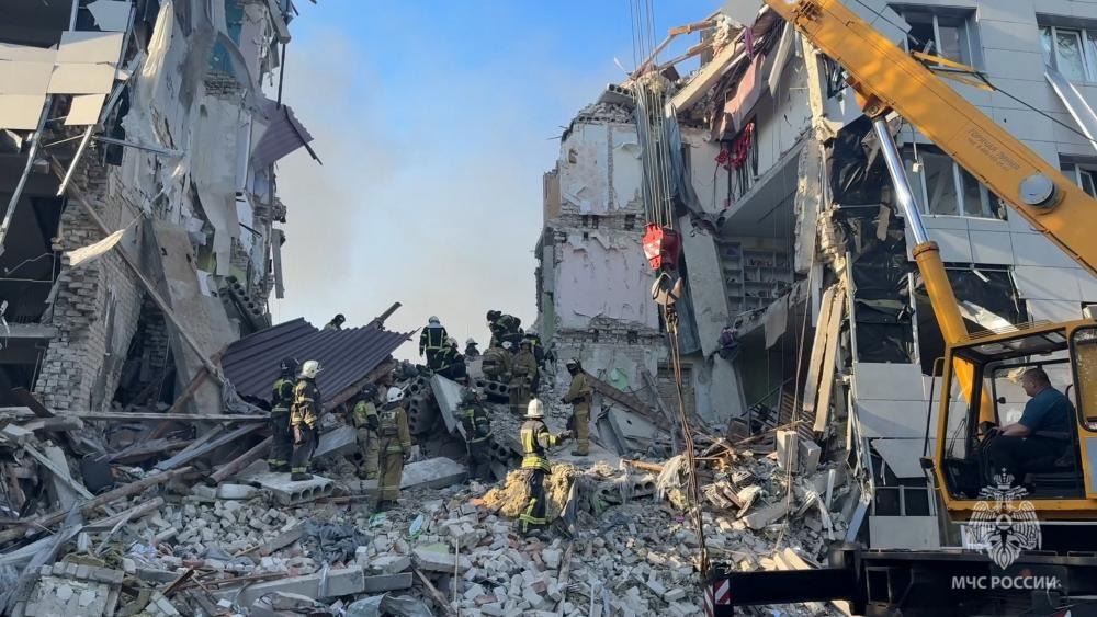 Kremlin Vows ‘Consequences’ After Dormitory Strike Claim, Escalating Rhetoric