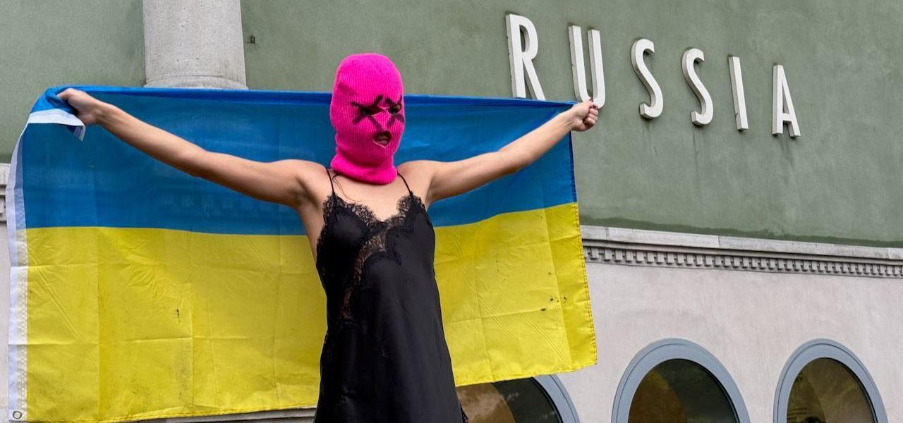 Venice’s Grand Bazaar: Art’s Fragile Neutrality Collides with Global Conflict