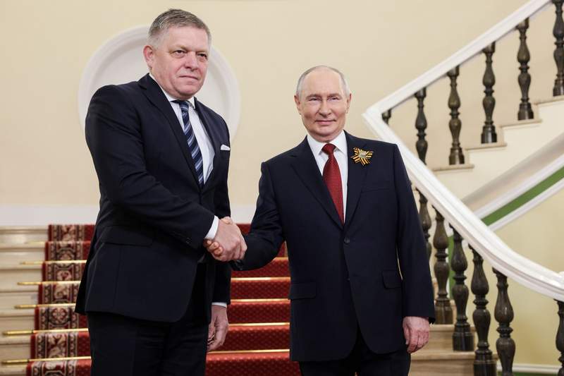 Fico’s Kremlin Encore: Slovakia Dances a Solo, Stinging Brussels