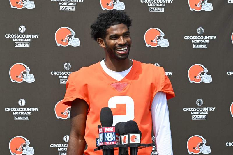 Gridiron Paradox: How a Fifth-Round Pick Is Dominating NFL’s Merchandise Market