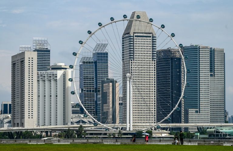 Singapore’s Silicon Surge: AI Chips Fuel Precarious Boom Amidst Global Jitters