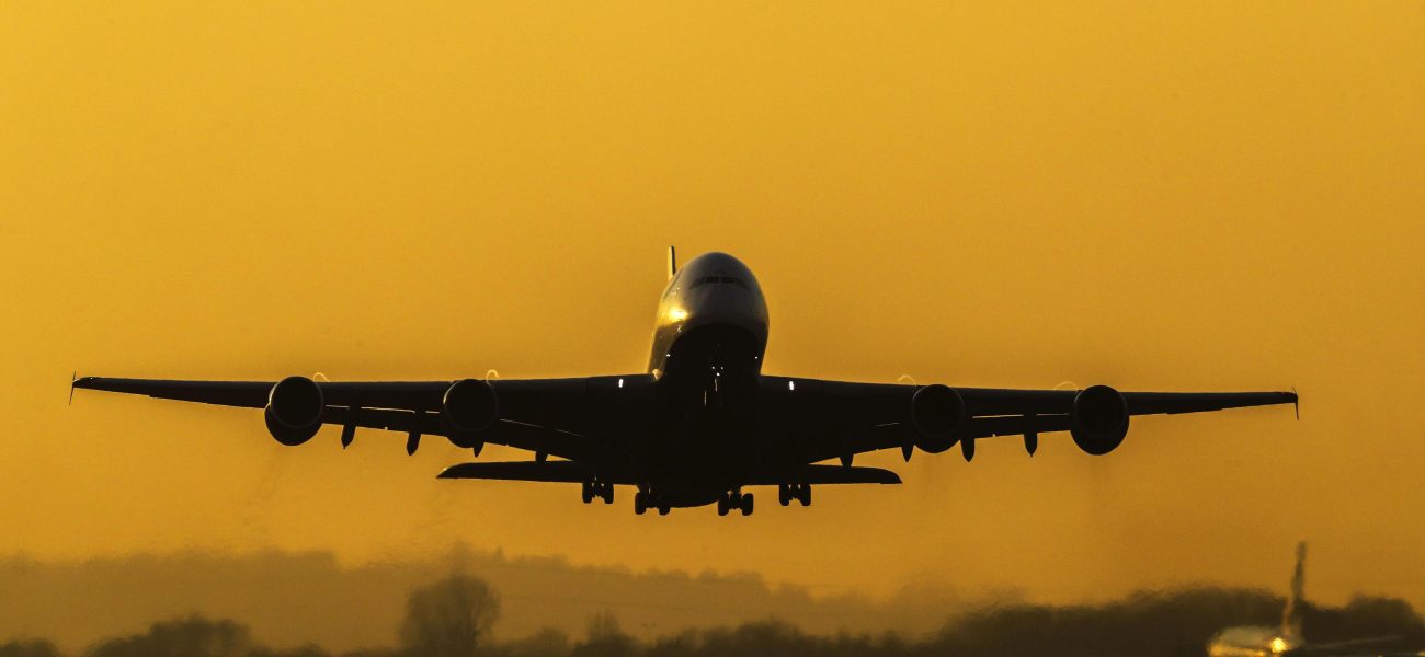 Airlines Brace: London’s Gateway Counts Cost of Looming Persian Gulf Shadow