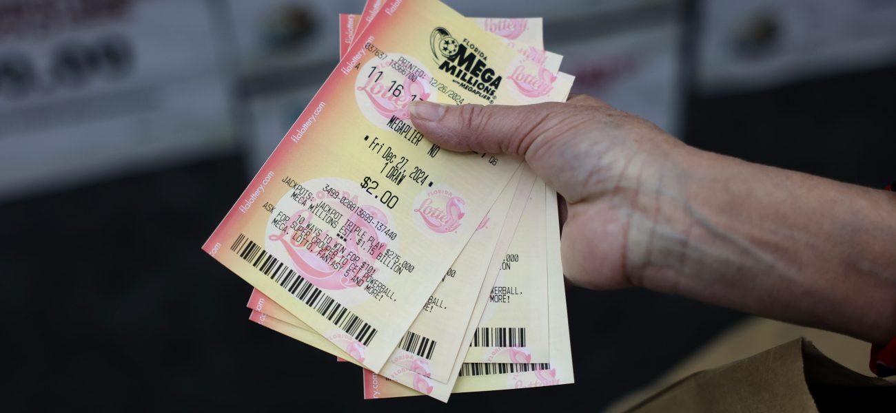 Mega Millions, Miniature Dreams: A Nation’s Gaze on Elusive Fortune