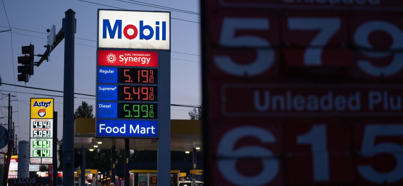 Inflation’s Whims, America’s Resolve: Consumers Shrug Off Soaring Prices
