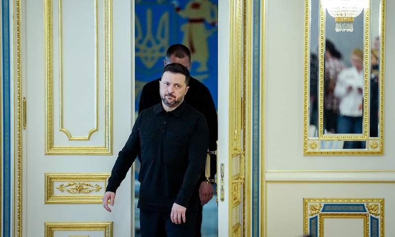 Zelensky’s Gilded Cage: Kyiv’s Gains Versus Global Aid Fatigue