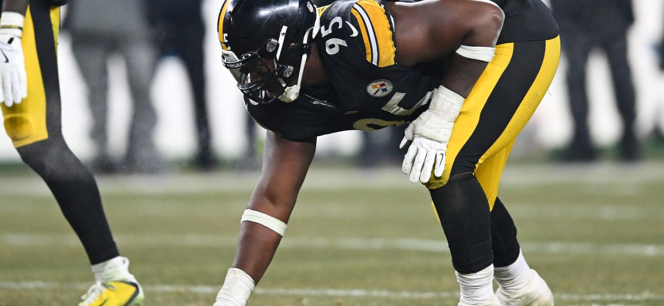 Gridiron Reshuffle: Steelers’ ‘Versatility’ Mandate Jolts Rosters, Challenges Old Ways
