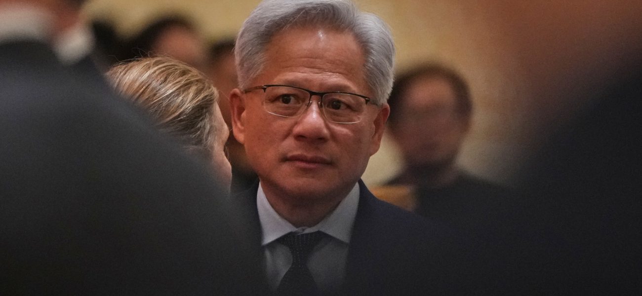 Beijing’s Noodle Diplomacy: Nvidia’s CEO Dines While Global Chip War Simmers