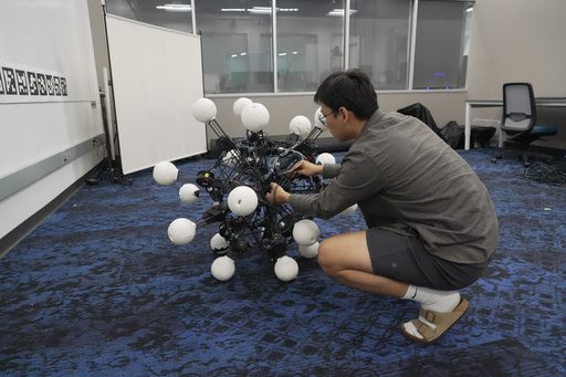 Unwieldy Genius: Duke University Unleashes the Future of Robotic Invisibility, Movement Redefined