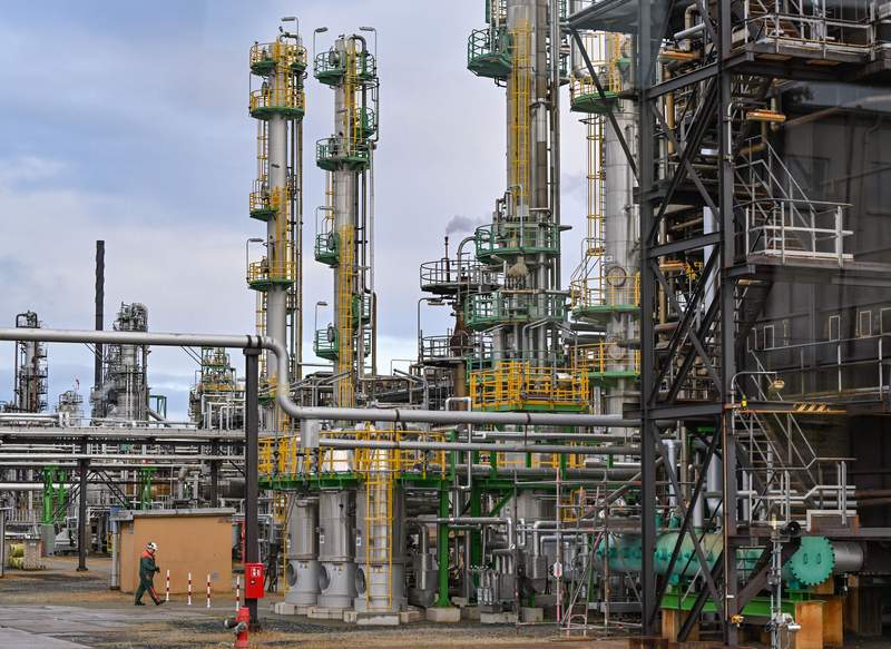 Germany’s Manufacturing Malaise: From Industrial Powerhouse to Perilous Precedent?