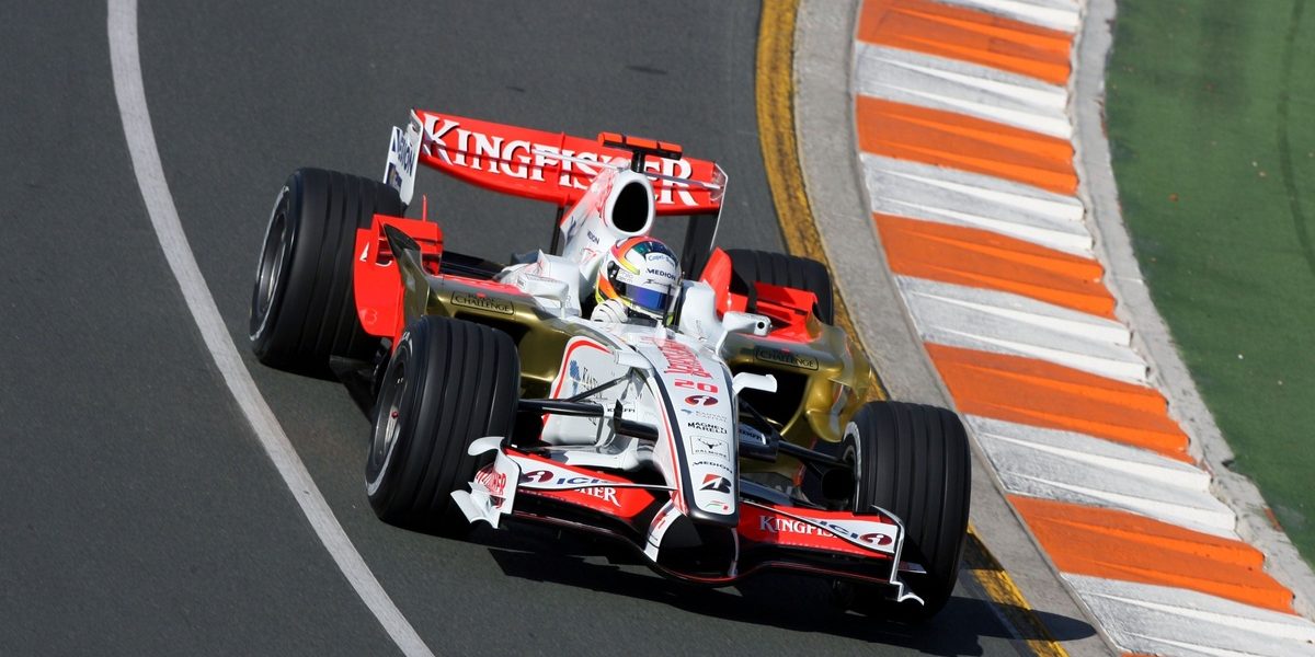 The Ghost in the Garage: Former F1 Driver’s M Hypercar Vanishes Amidst Blackmail Allegations