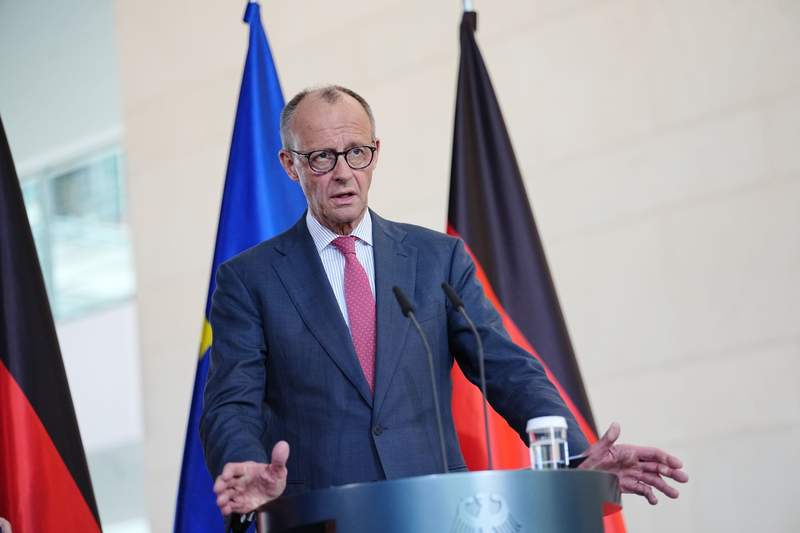 Germany’s ‘Traffic Light’ Flashes Amber: Coalition’s Durability Under Harsh Scrutiny