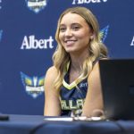 Referee’s Stunned Gaze Becomes Unlikely WNBA Star Amid Bueckers’ Viral Flair