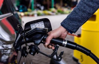 Poland’s Gas Gambit: Tusk’s Tricky Tango with Inflation and Voter Angst