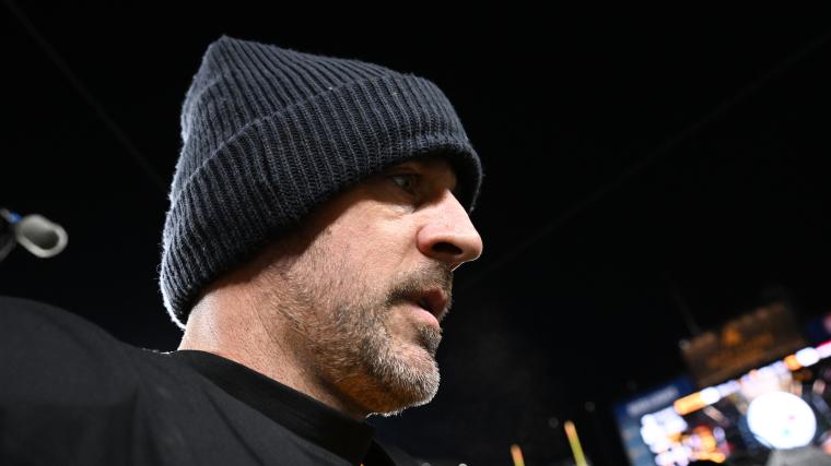 Autumn’s Reckoning: Steelers’ Risky Reunion Ignites Gridiron’s Most Cynical Speculation