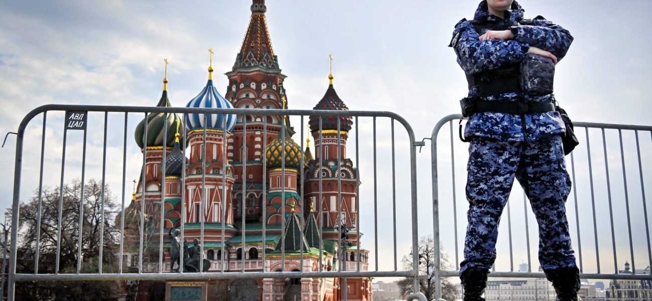 Moscow’s Fraying Ledger: Behind the Kremlin’s Economic Façade, Disquiet Mounts
