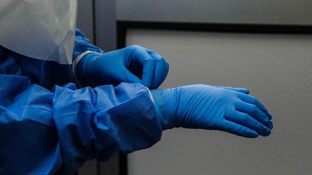 First Ebola Case Stirs European Anxieties, Echoing Global Health Fault Lines