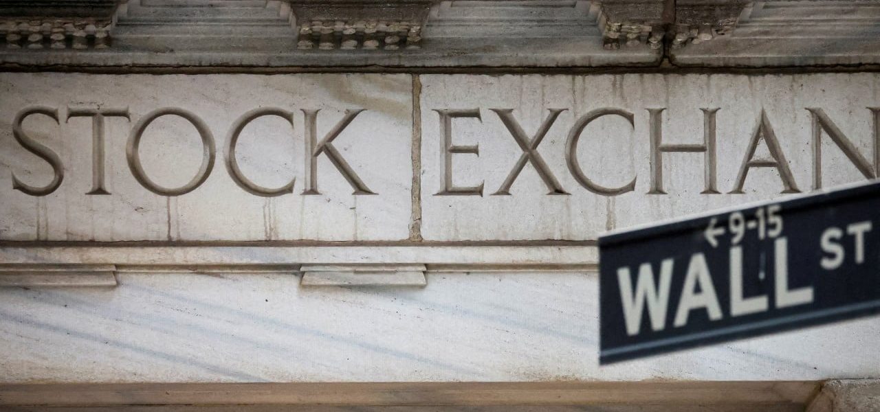 AI Frenzy Faces Reality Check as Tech Rout Jolts Wall Street