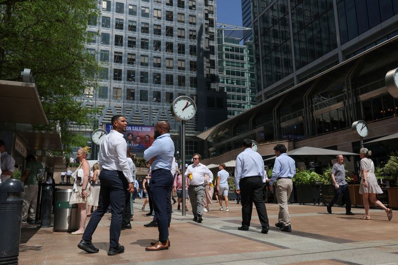 UK Hiring Dips: Gulf Tensions Cast Long Shadow on Job Market