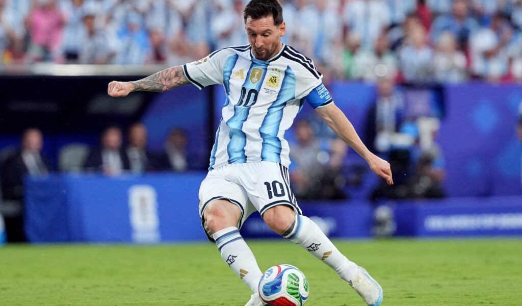 Scaloni’s Chess Move: Messi’s Sidelines, Global Market Trembles