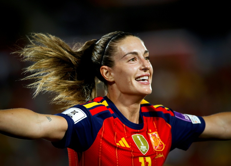 After Venezuelan Tremors, Football Royalty Makes Seismic Shift to London’s Lionesses