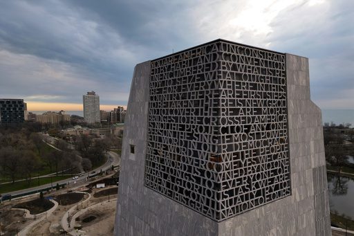 Obama’s Legacy Takes Concrete Form on Chicago’s South Side – But Who Gets In?