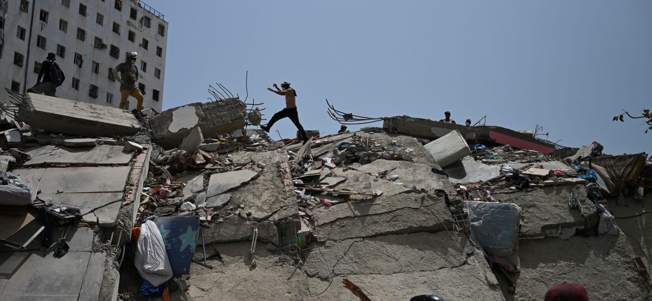 Caracas Counts its Dead, but the Earthquakes Shake More Than Ground in Venezuela