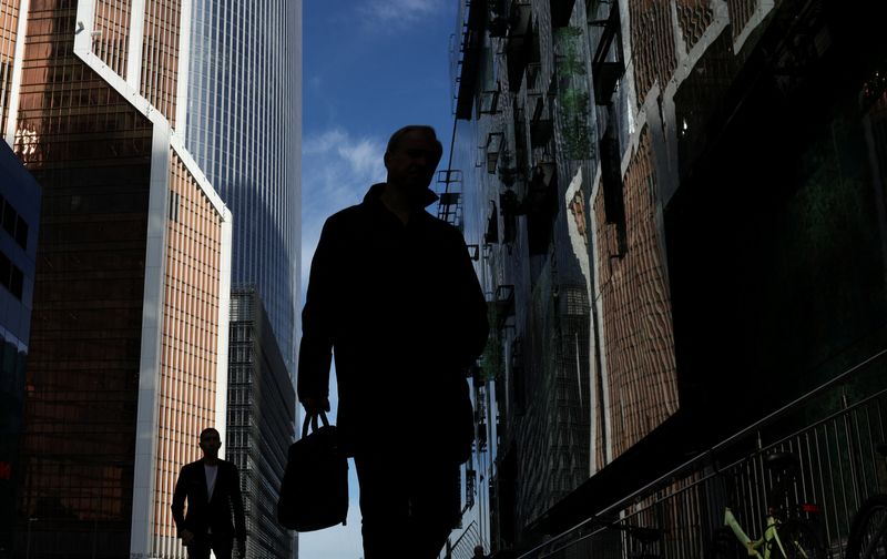 The Billionaire’s Lament: Sanctioned Oligarch Warns High Rates Create Economic ‘Trap’