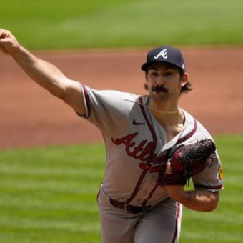 Pitcher’s Elbow Flare-Up Exposes Fragility in Big League Bets