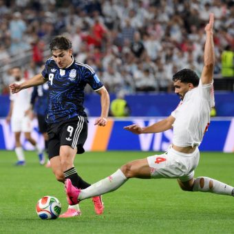 The Santiago Straddle: Alvarez’s Allegiance, Simeone’s Snub, and a Looming La Liga Battle